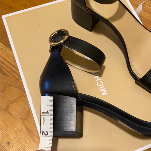 COPY - Michae Kors Sandals - Picture 14 of 15